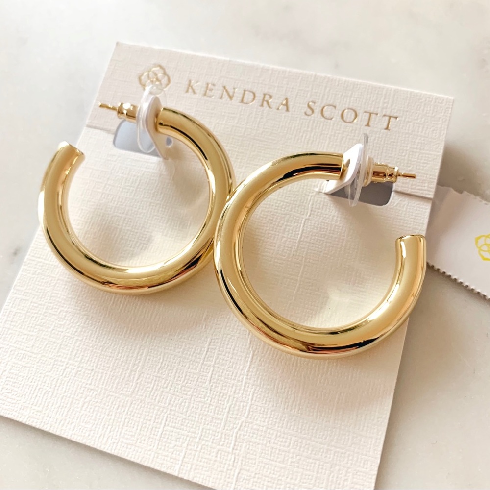 KENDRA SCOTT GOLD HOOP EARRINGS